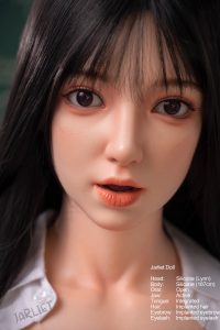 Lynn, 167 cm Silikon-Sexpuppe, konfigurierbar