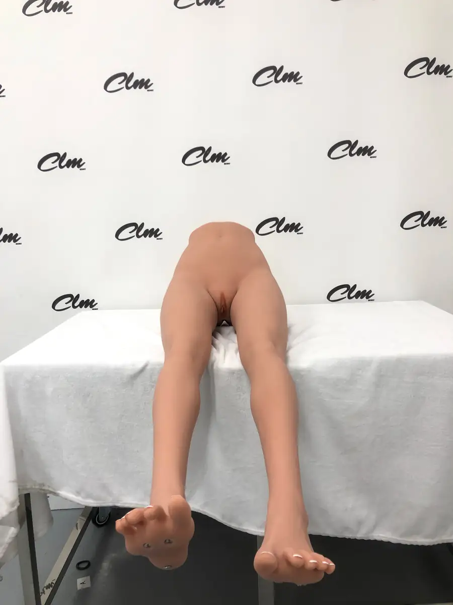 Thin Leg CLM - Bas du corps réaliste en TPE 1