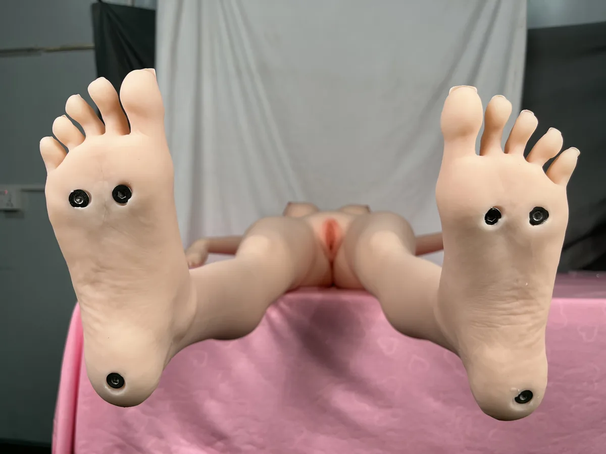 Apolline - Sexpuppe TPE 160 cm bonnet D, visage C9T - EU-Lager 6