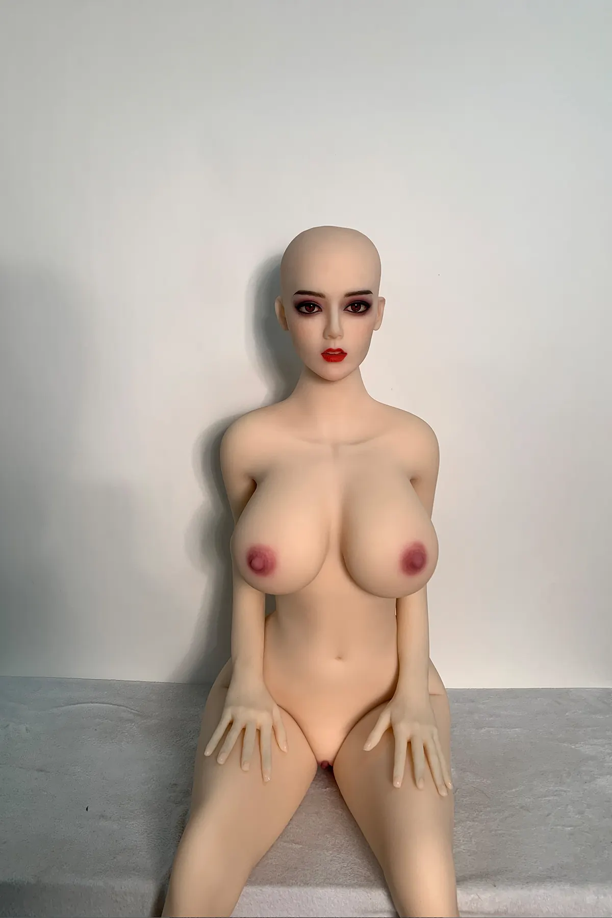 Maëline Roussel - Sexpuppe konfigurierbar 168 cm en TPE, teint naturel, tête 250 factory reference 2