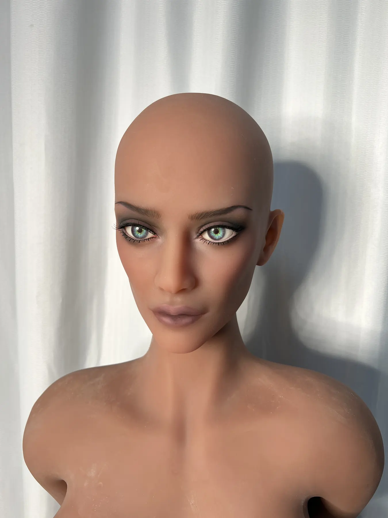 Gaïane Bellamy - Sexpuppe konfigurierbar 165 cm en TPE, tête 284 factory reference 3