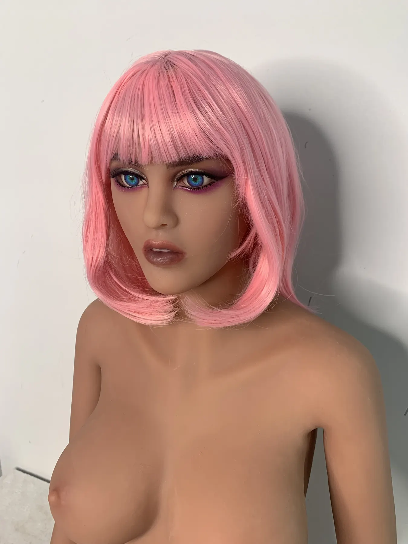 Aliénor Fontenay - Sexpuppe konfigurierbar 163 cm en TPE, tête 178 factory reference 3