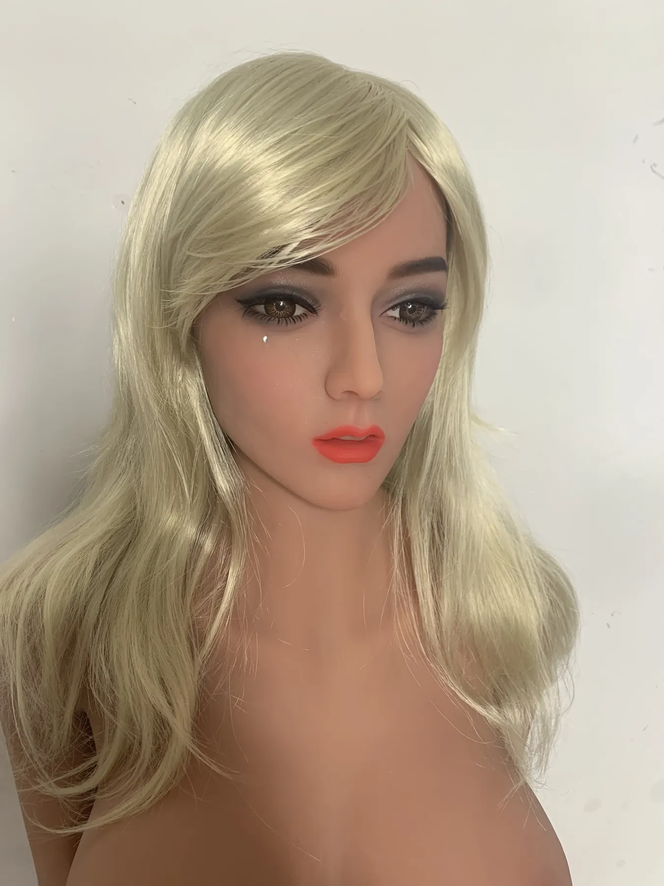 Daphnéa Beauregard - Sexpuppe konfigurierbar 163 cm en TPE, tête 250 factory reference 3