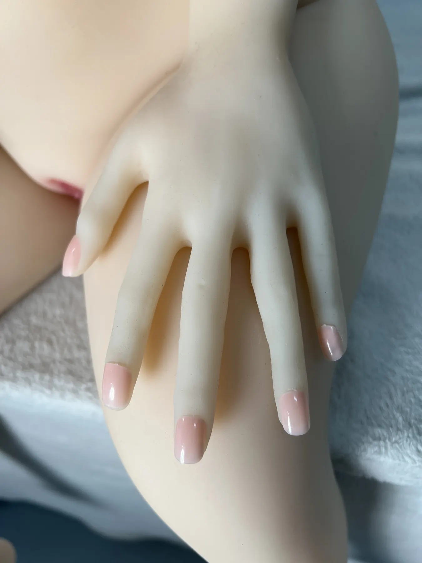Mélisande Roche - Sexpuppe konfigurierbar 108 cm en TPE, teint naturel, tête 298 factory reference 3