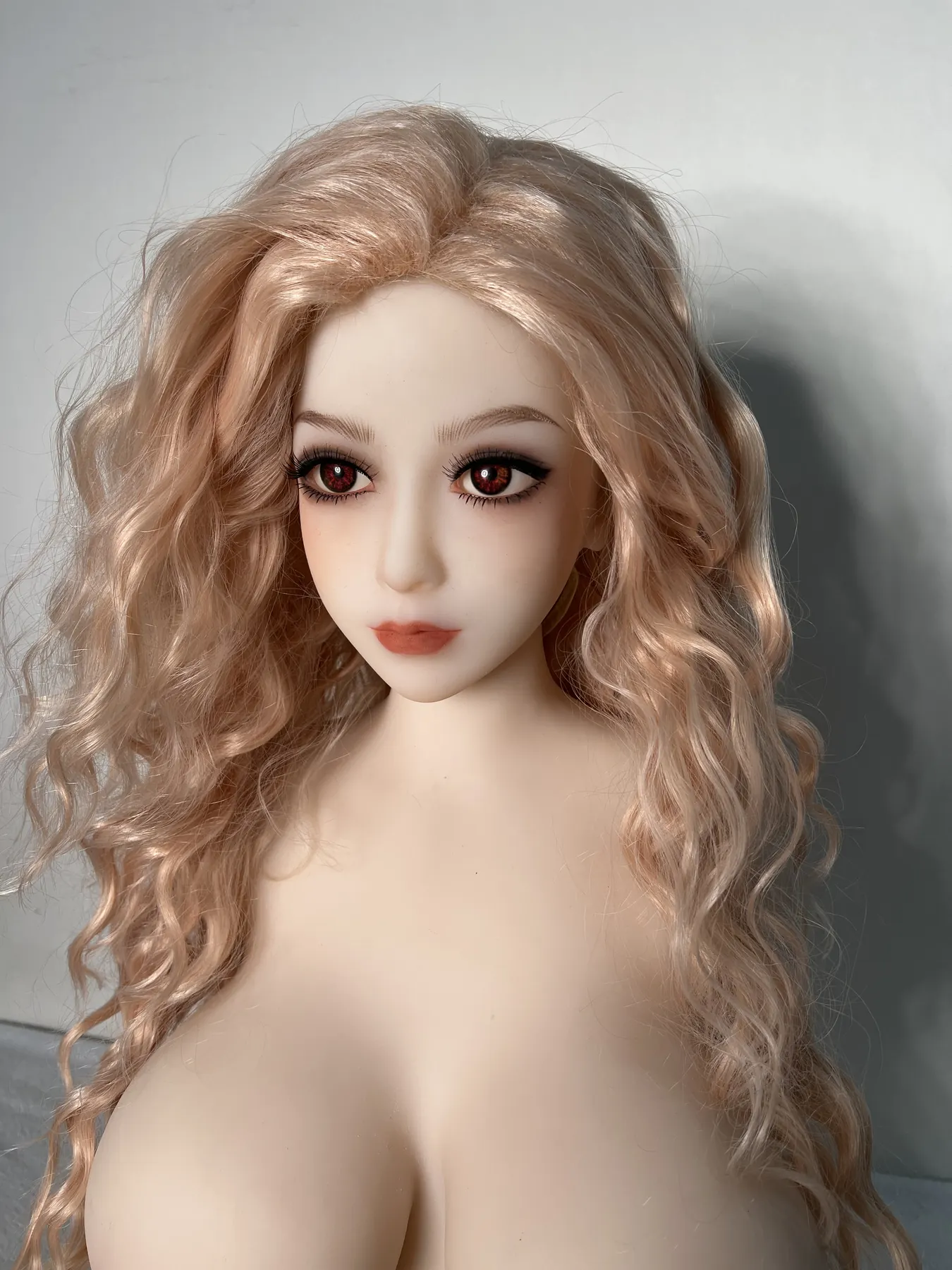 Mélisande Roche - Sexpuppe konfigurierbar 108 cm en TPE, teint naturel, tête 298 factory reference 4