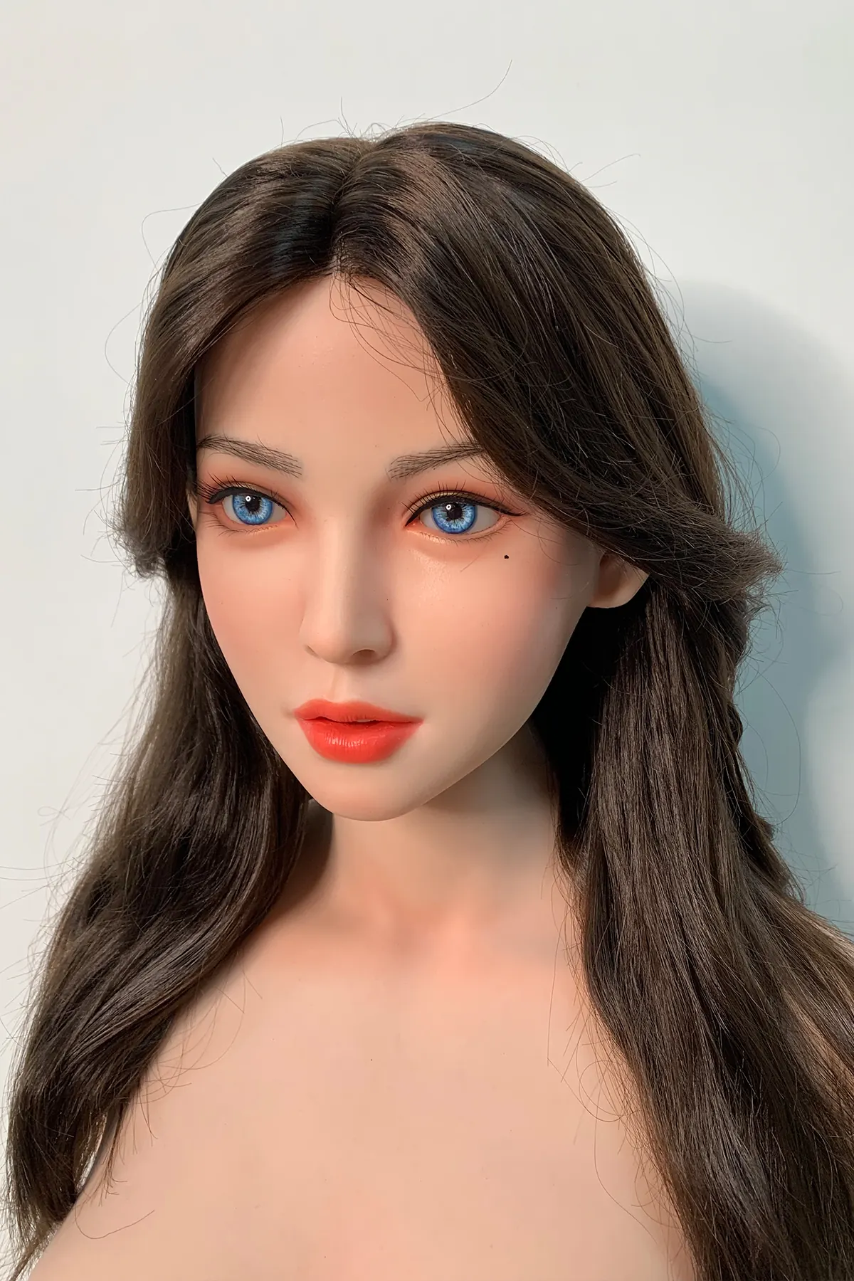 Lazare Sernin - Sexpuppe konfigurierbar 165 cm en silicone intégral, teint naturel, tête 29 factory reference 4